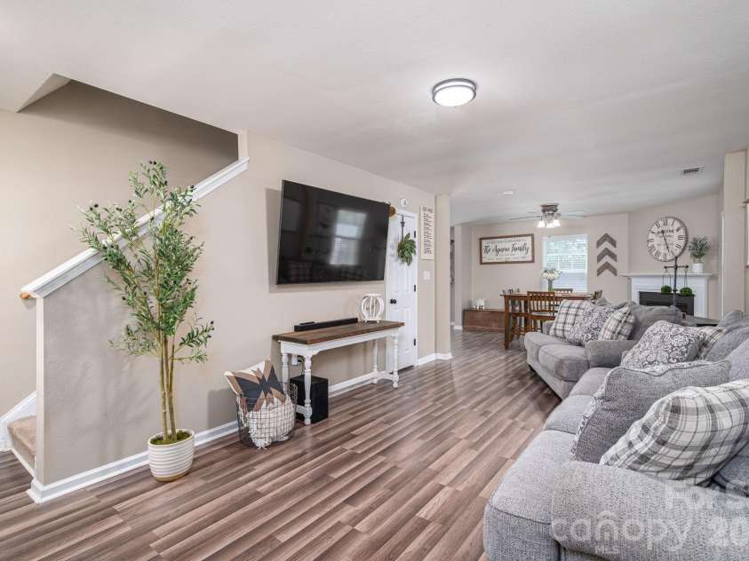 11531 Tribal Drive, Charlotte, NC 28214.  MLS# CAR4373105, YatesRealty ID 16688. 
