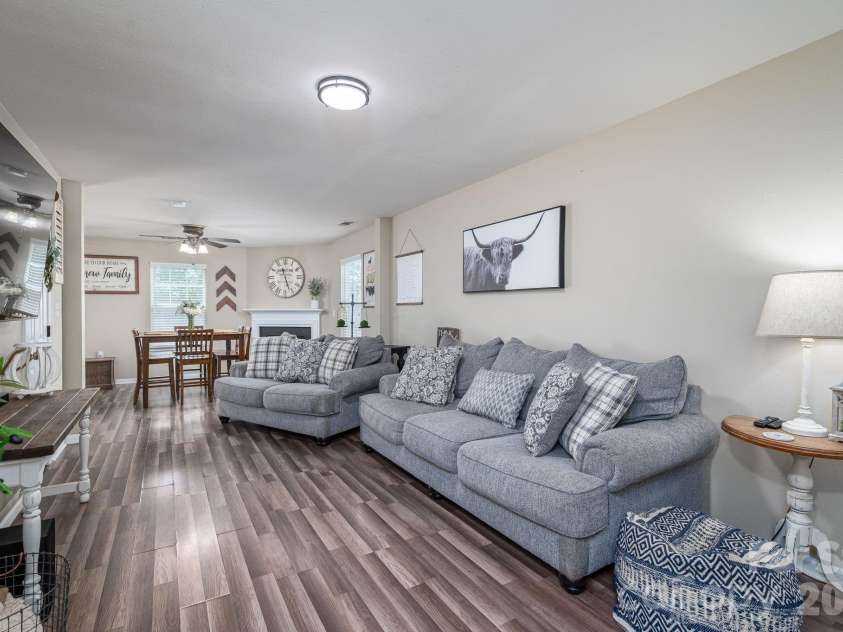 11531 Tribal Drive, Charlotte, NC 28214.  MLS# CAR4373105, YatesRealty ID 16688. 