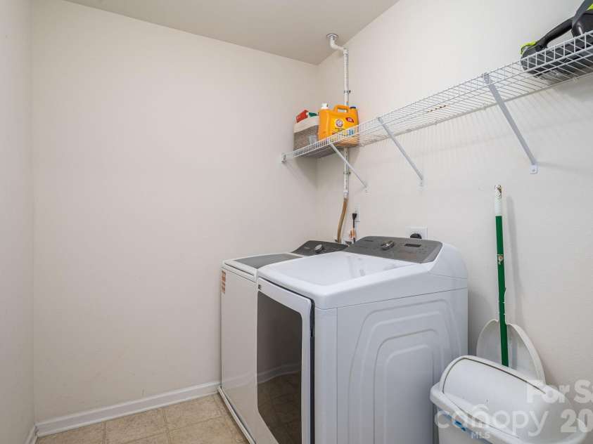 11531 Tribal Drive, Charlotte, NC 28214.  MLS# CAR4373105, YatesRealty ID 16688. 