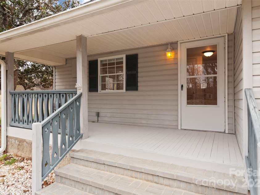46 Bob Barnwell Road, Fletcher, NC 28732.  MLS# CAR4228793, YatesRealty ID 16688. 