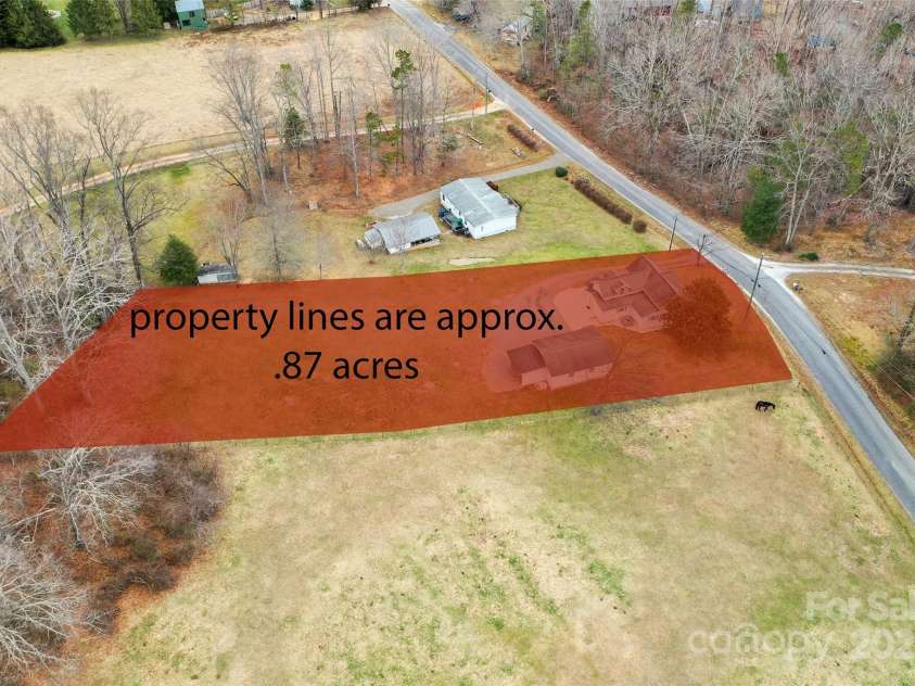 46 Bob Barnwell Road, Fletcher, NC 28732.  MLS# CAR4228793, YatesRealty ID 16688. 