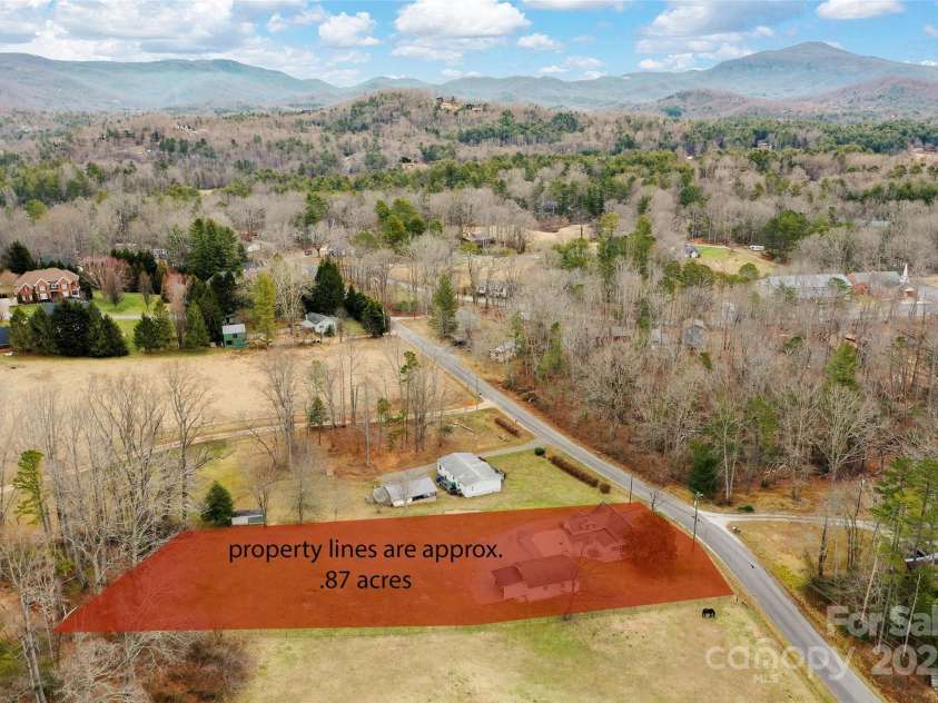 46 Bob Barnwell Road, Fletcher, NC 28732.  MLS# CAR4228793, YatesRealty ID 16688. 