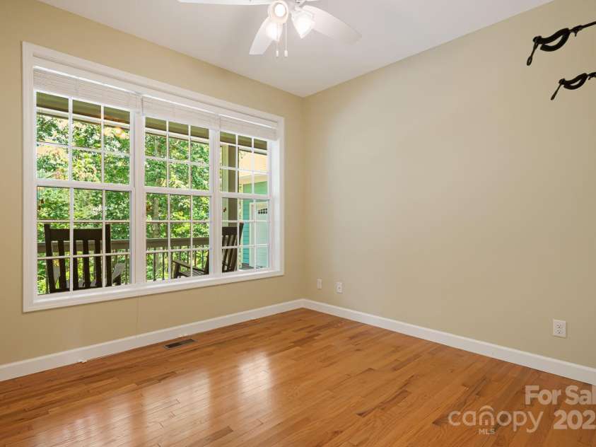 419 Oak Lane, Mars Hill, NC 28754.  MLS# CAR4276301, YatesRealty ID 16689. Bed Room 1