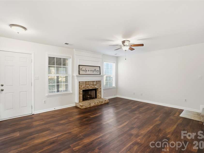 8805 Red Tail Court, Charlotte, NC 28269.  MLS# CAR4382950, YatesRealty ID 1669. 