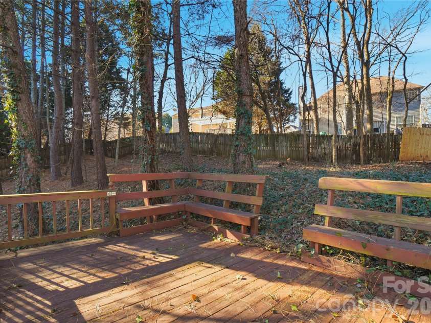8805 Red Tail Court, Charlotte, NC 28269.  MLS# CAR4382950, YatesRealty ID 1669. 