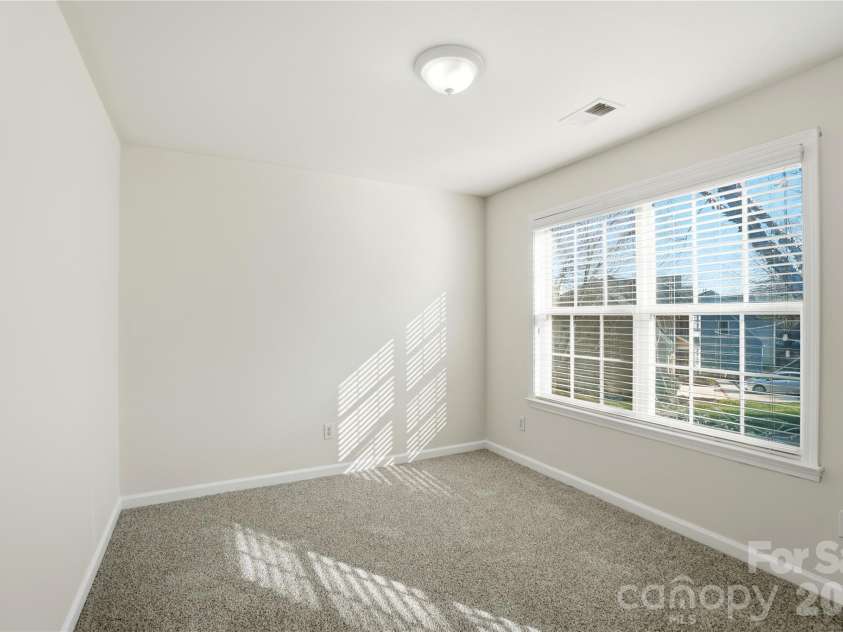 8805 Red Tail Court, Charlotte, NC 28269.  MLS# CAR4382950, YatesRealty ID 1669. Bedroom 3