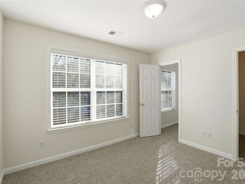 8805 Red Tail Court, Charlotte, NC 28269.  MLS# CAR4382950, YatesRealty ID 1669. Bedroom 3 