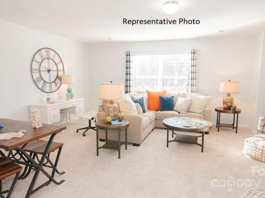 137 Apple Orchard Court, Statesville, NC 28677.  MLS# CAR4254312, YatesRealty ID 16690. 