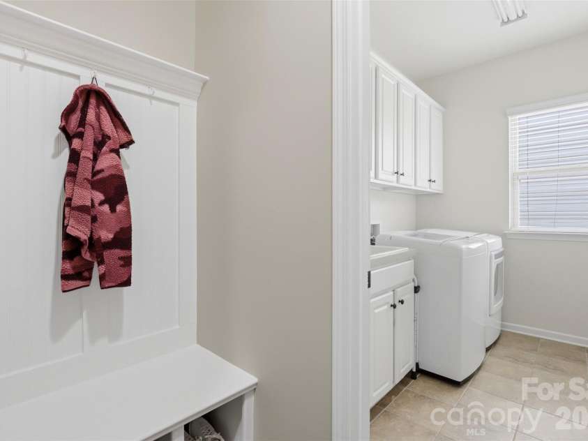 3965 Kestrel Lane, Indian Land, SC 29707.  MLS# CAR4371773, YatesRealty ID 16690. Drop Zone and Laundry 