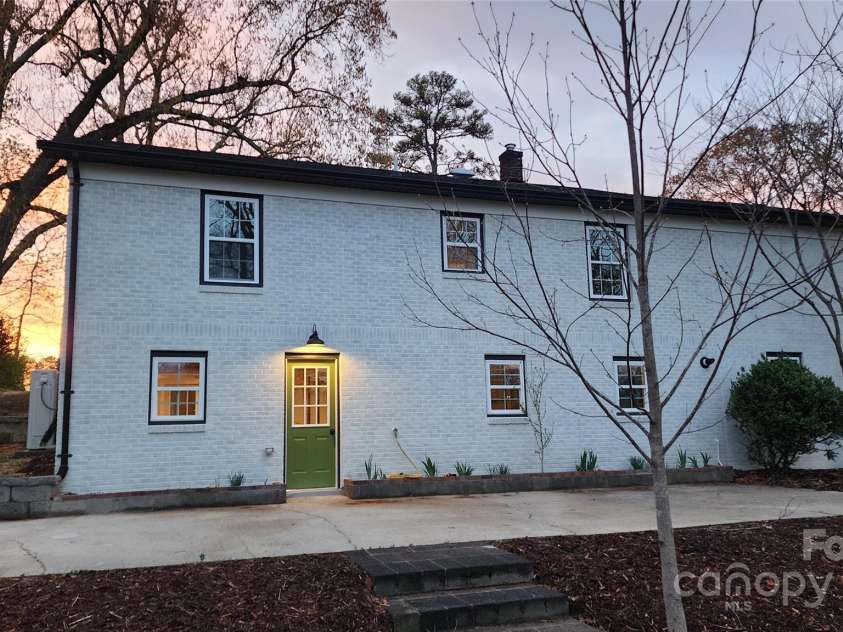 621 Watts Street, Valdese, NC 28690.  MLS# CAR4227194, YatesRealty ID 16692. 