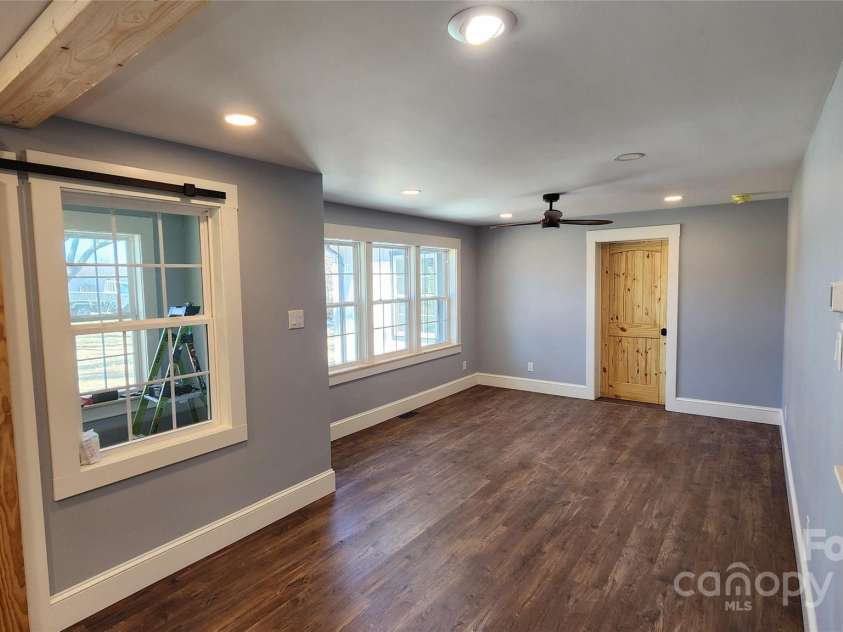 621 Watts Street, Valdese, NC 28690.  MLS# CAR4227194, YatesRealty ID 16692. 