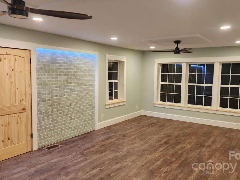 621 Watts Street, Valdese, NC 28690.  MLS# CAR4227194, YatesRealty ID 16692. 