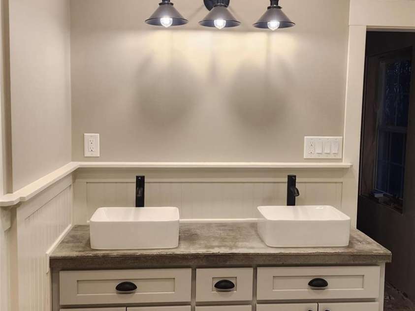 621 Watts Street, Valdese, NC 28690.  MLS# CAR4227194, YatesRealty ID 16692. 