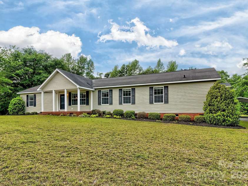 1774 Wintertide Road, Jefferson, SC 29718.  MLS# CAR4251513, YatesRealty ID 16693. 