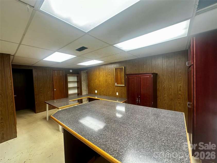 263 Spring Shore Road, Statesville, NC 28677.  MLS# CAR4374688, YatesRealty ID 16693. 