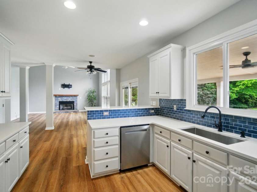 138 Montibello Drive, Mooresville, NC 28117.  MLS# CAR4258510, YatesRealty ID 16694. 