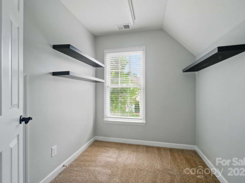 138 Montibello Drive, Mooresville, NC 28117.  MLS# CAR4258510, YatesRealty ID 16694. 