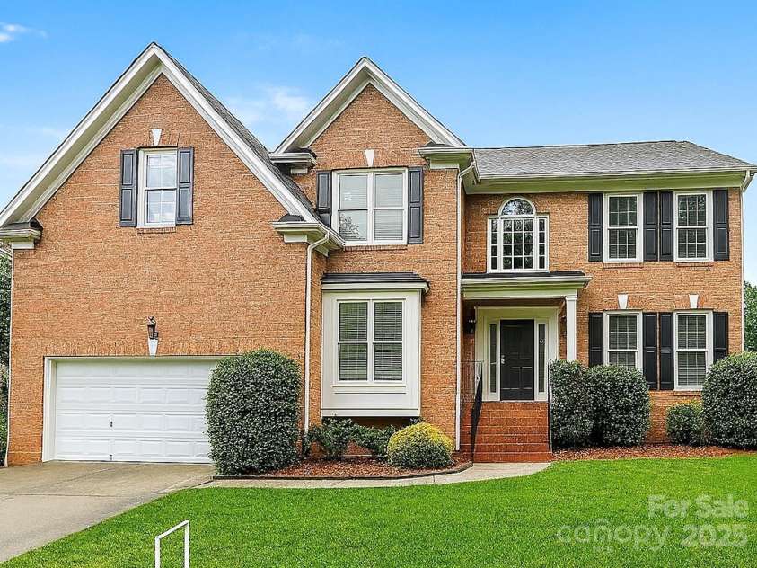 138 Montibello Drive, Mooresville, NC 28117.  MLS# CAR4258510, YatesRealty ID 16694. 