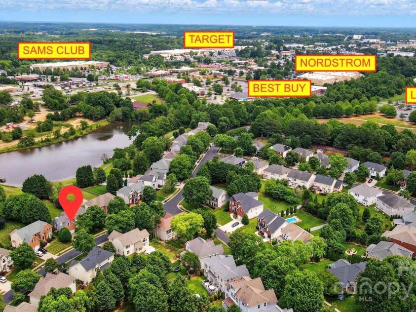 138 Montibello Drive, Mooresville, NC 28117.  MLS# CAR4258510, YatesRealty ID 16694. Close to EVERYTHING!