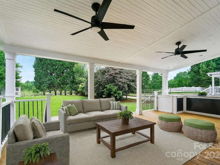 138 Montibello Drive, Mooresville, NC 28117.  MLS# CAR4258510, YatesRealty ID 16694. Virtually Staged