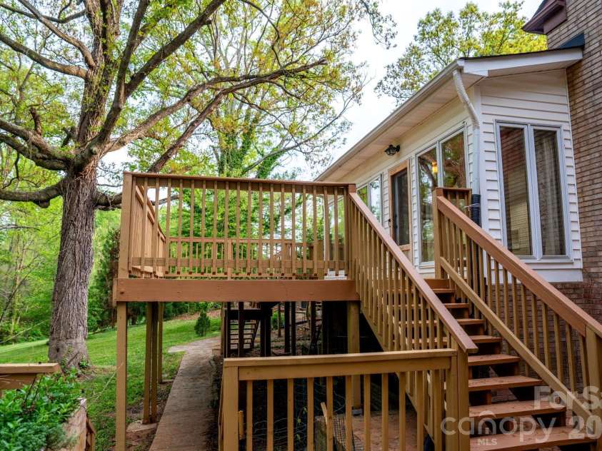 234 Edgewood Drive, Statesville, NC 28625.  MLS# CAR4364089, YatesRealty ID 16694. Patio level below large deck