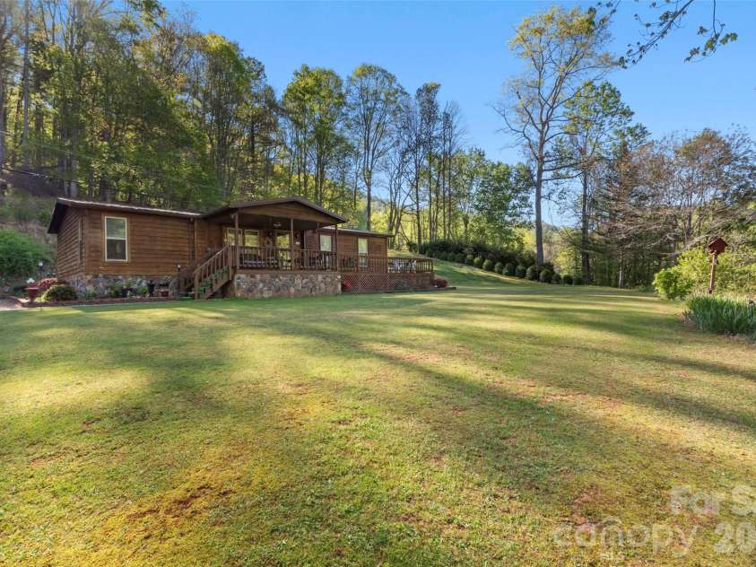 1270 Old Mine Fork Road, Burnsville, NC 28714.  MLS# CAR4375064, YatesRealty ID 16696. 