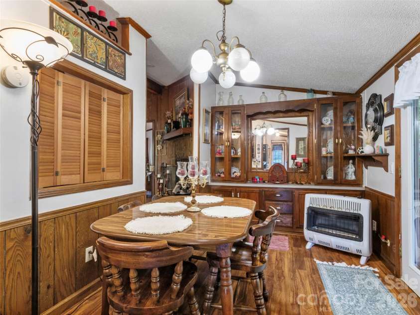 1270 Old Mine Fork Road, Burnsville, NC 28714.  MLS# CAR4375064, YatesRealty ID 16696. 