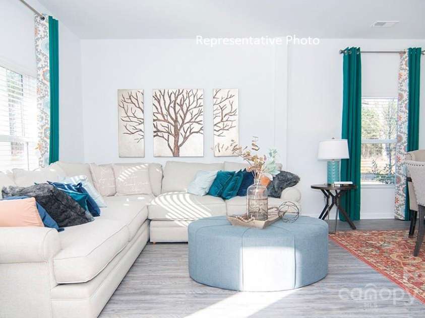 203 Giant Oak Avenue, Statesville, NC 28677.  MLS# CAR4235944, YatesRealty ID 16697. 