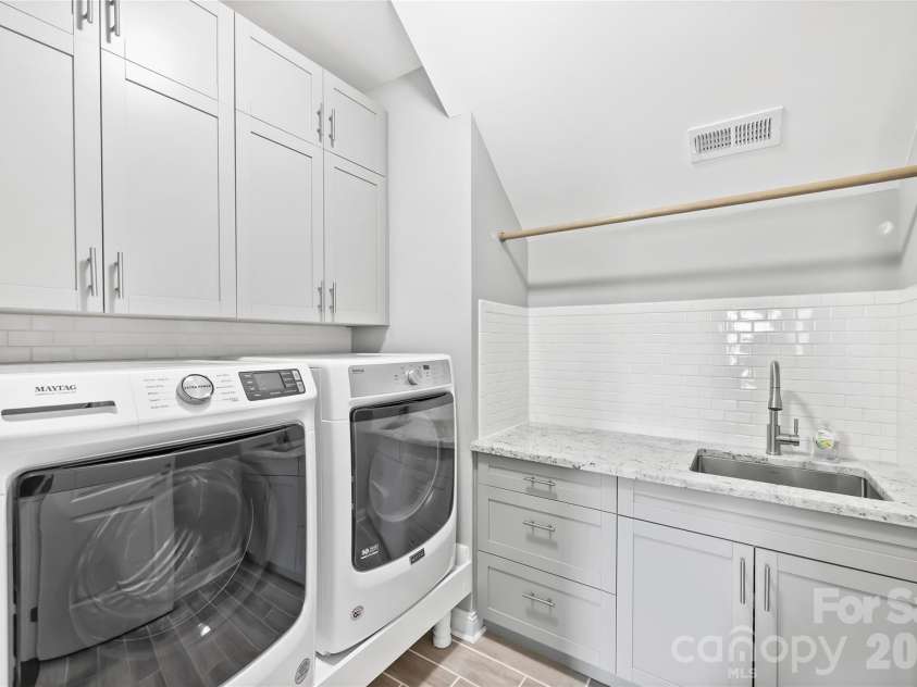 1009 Marlebone Court, Indian Trail, NC 28079.  MLS# CAR4373334, YatesRealty ID 16699. 