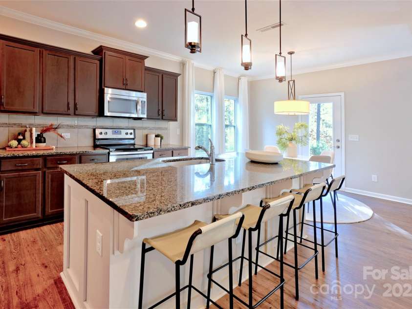 6003 Hawk View Road, Waxhaw, NC 28173.  MLS# CAR4197958, YatesRealty ID 16699. 