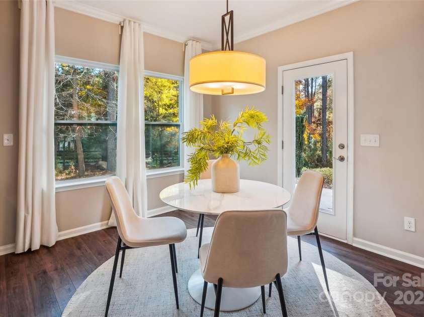 6003 Hawk View Road, Waxhaw, NC 28173.  MLS# CAR4197958, YatesRealty ID 16699. 