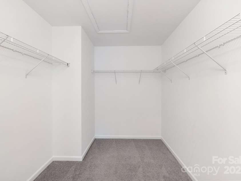 6003 Hawk View Road, Waxhaw, NC 28173.  MLS# CAR4197958, YatesRealty ID 16699. 