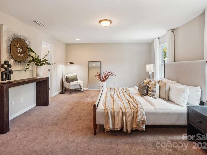 6003 Hawk View Road, Waxhaw, NC 28173.  MLS# CAR4197958, YatesRealty ID 16699. 