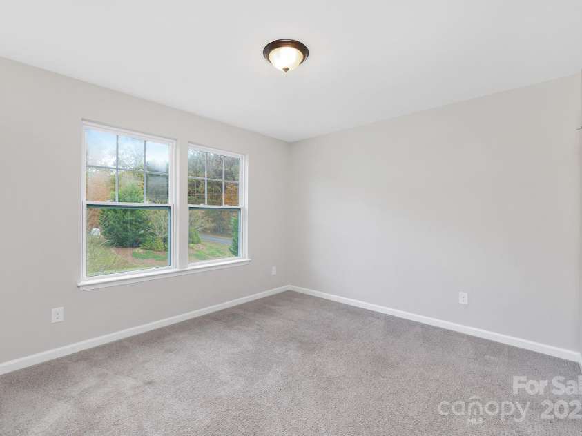 6003 Hawk View Road, Waxhaw, NC 28173.  MLS# CAR4197958, YatesRealty ID 16699. 