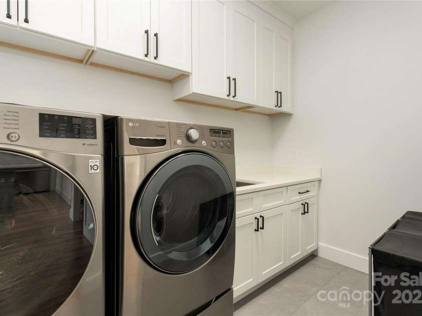 108 Isle Of Pines Road, Mooresville, NC 28117.  MLS# CAR4307197, YatesRealty ID 167. 