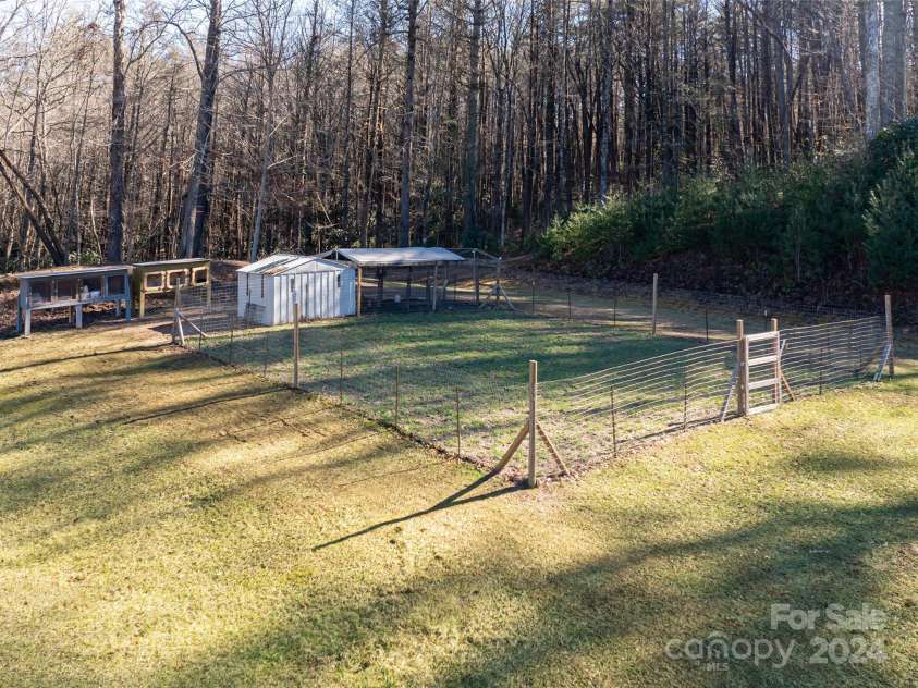 315 Garren Creek Road, Brevard, NC 28712.  MLS# CAR4106629, YatesRealty ID 167. 