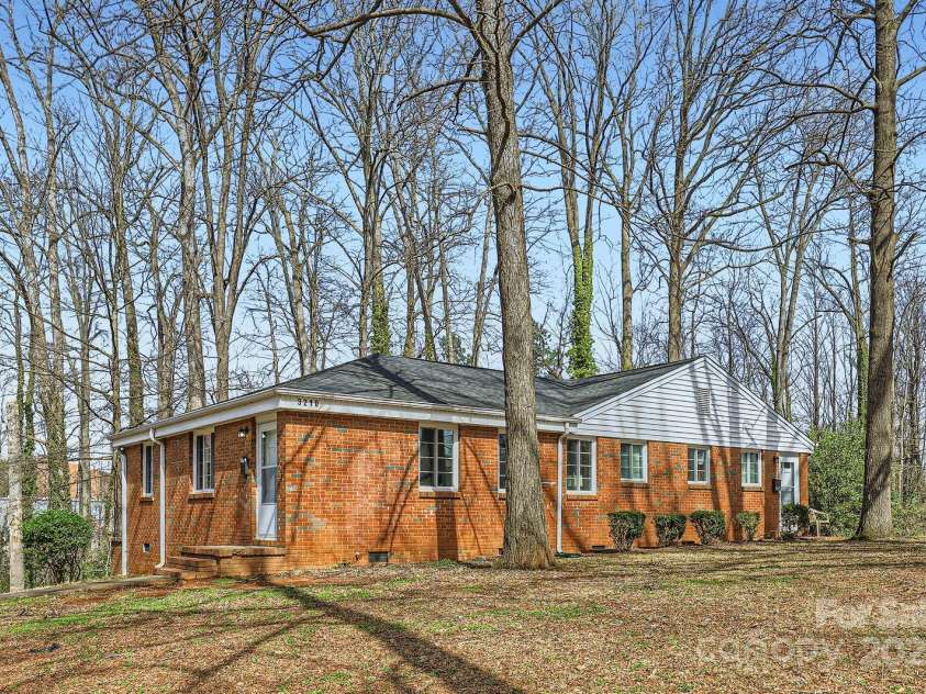 3210 Marlborough Road, Charlotte, NC 28208.  MLS# CAR4152456, YatesRealty ID 1670. 