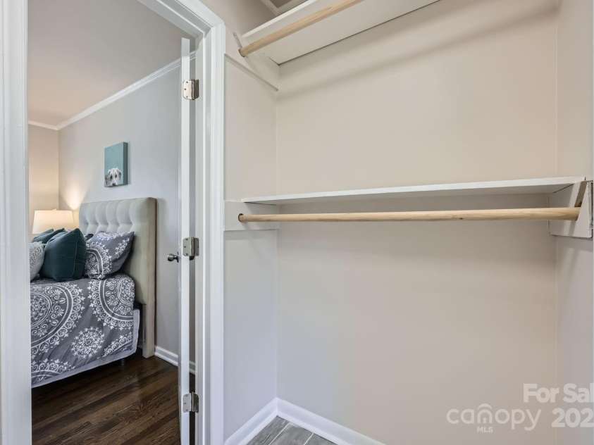 3210 Marlborough Road, Charlotte, NC 28208.  MLS# CAR4152456, YatesRealty ID 1670. 