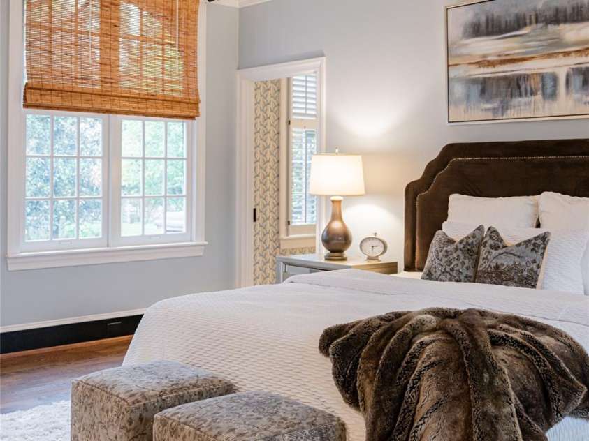 31 Busbee Road, Asheville, NC 28803.  MLS# CAR4240113, YatesRealty ID 16700. 