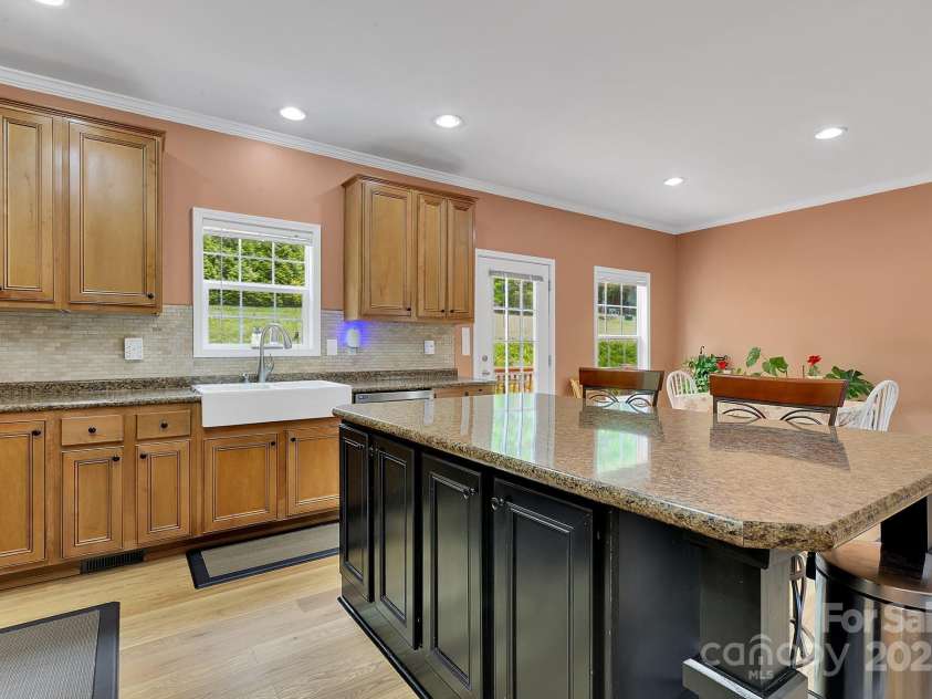 52 Luther Cove Road, Candler, NC 28715.  MLS# CAR4257069, YatesRealty ID 16701. Kitchen