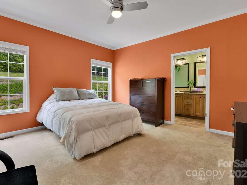 52 Luther Cove Road, Candler, NC 28715.  MLS# CAR4257069, YatesRealty ID 16701. Primary Bedroom