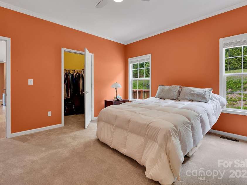 52 Luther Cove Road, Candler, NC 28715.  MLS# CAR4257069, YatesRealty ID 16701. Primary Bedroom