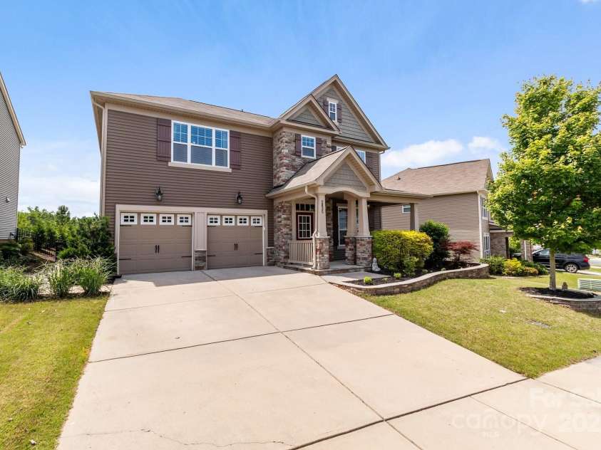 2835 Berkhamstead Circle, Concord, NC 28027.  MLS# CAR4260578, YatesRealty ID 16702. 