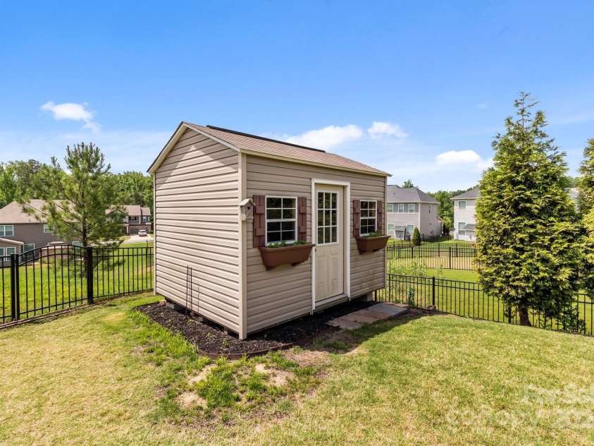 2835 Berkhamstead Circle, Concord, NC 28027.  MLS# CAR4260578, YatesRealty ID 16702. 