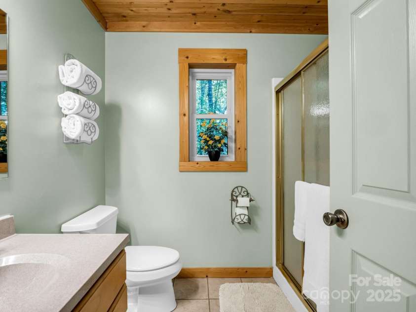 480 River Crest Parkway, Rutherfordton, NC 28139.  MLS# CAR4253516, YatesRealty ID 16704. 