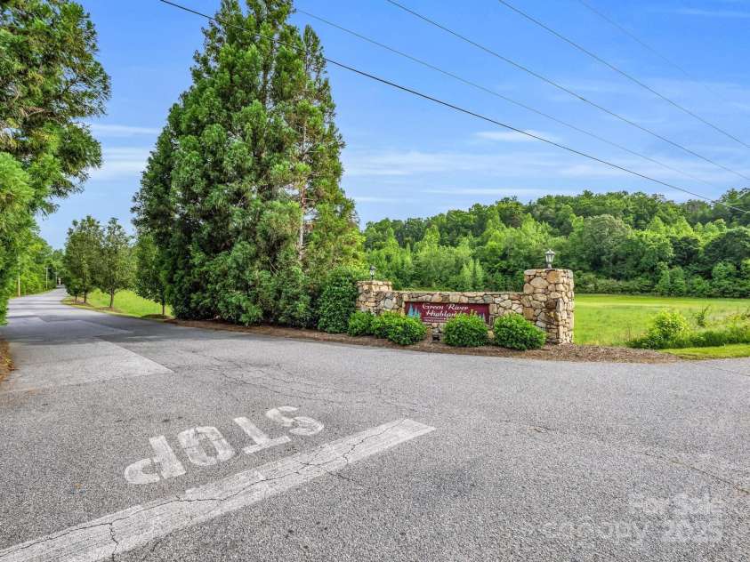480 River Crest Parkway, Rutherfordton, NC 28139.  MLS# CAR4253516, YatesRealty ID 16704. 