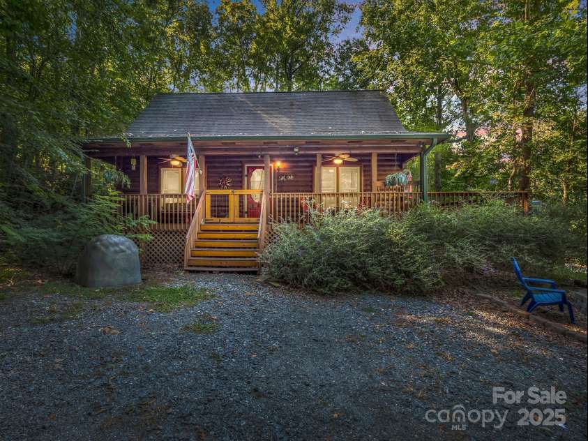 480 River Crest Parkway, Rutherfordton, NC 28139.  MLS# CAR4253516, YatesRealty ID 16704. 