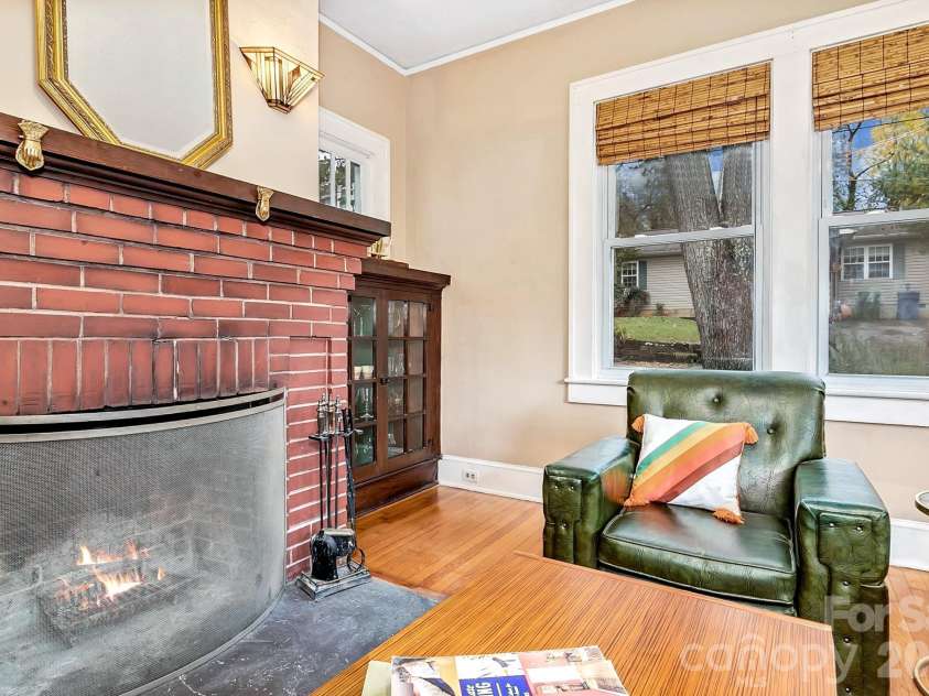 5 Main Street, Asheville, NC 28803.  MLS# CAR4373261, YatesRealty ID 16704. 