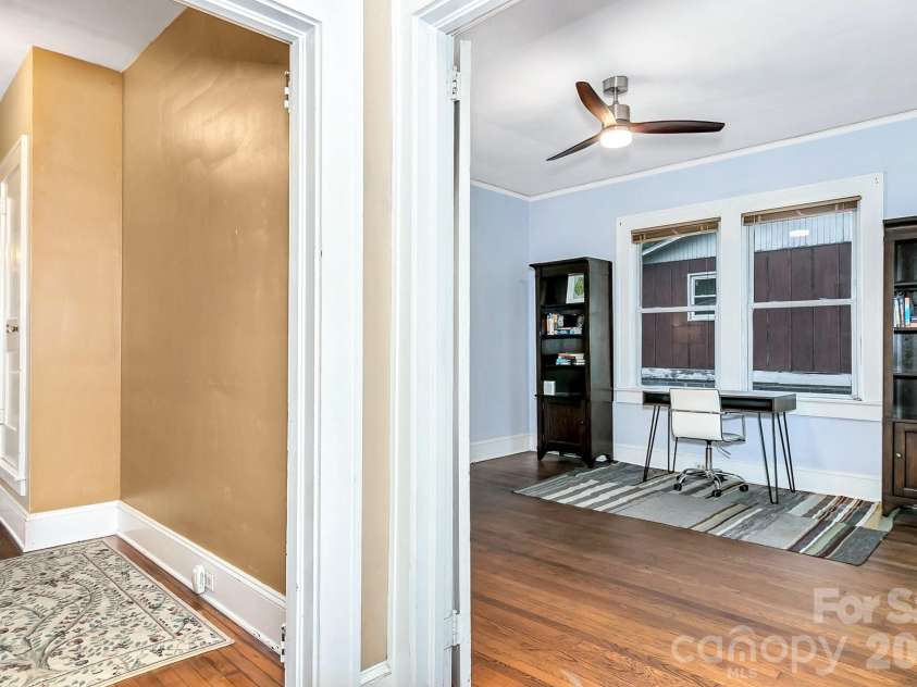 5 Main Street, Asheville, NC 28803.  MLS# CAR4373261, YatesRealty ID 16704. 
