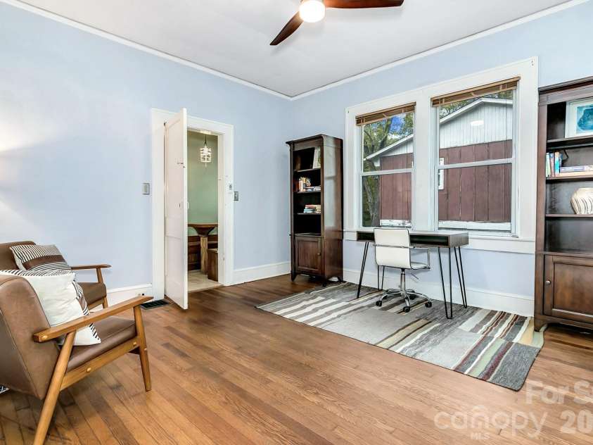 5 Main Street, Asheville, NC 28803.  MLS# CAR4373261, YatesRealty ID 16704. 